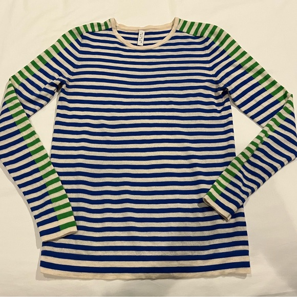 Akris Punto size 4 sweater top - Picture 1 of 4